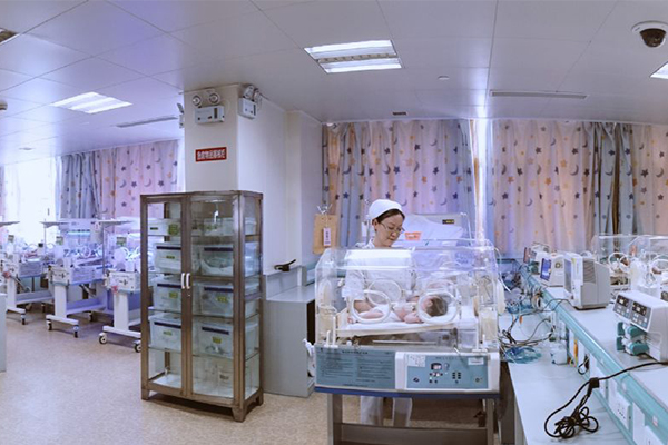 喜报!我院新生儿科获批“江苏省新生儿危急重症救治中心”!