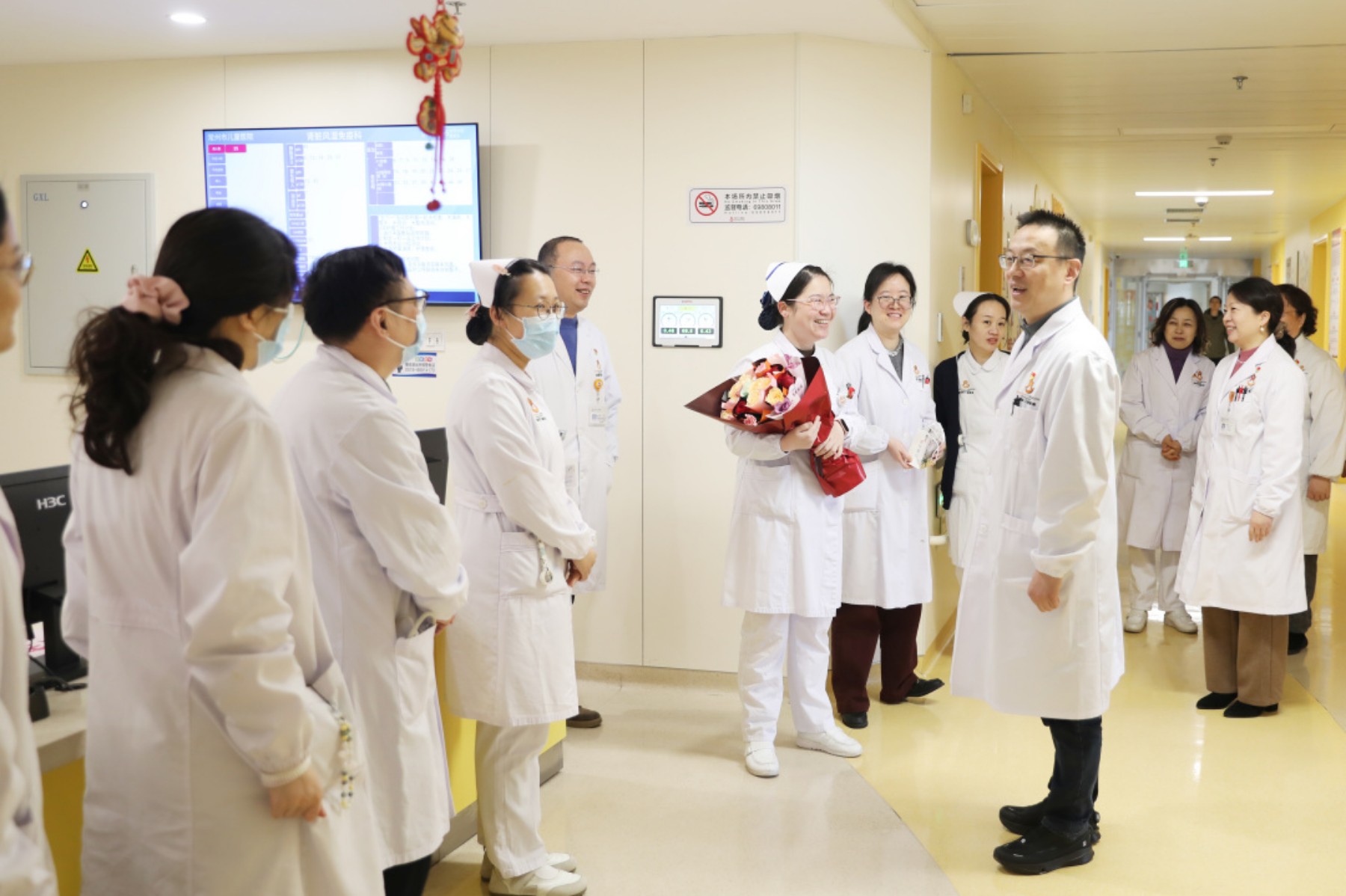 我院开展&ldquo;三八&rdquo;国际劳动妇女节系列关爱活动